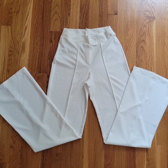 Fashion Nova White Pants Size M - Picture 2 of 5